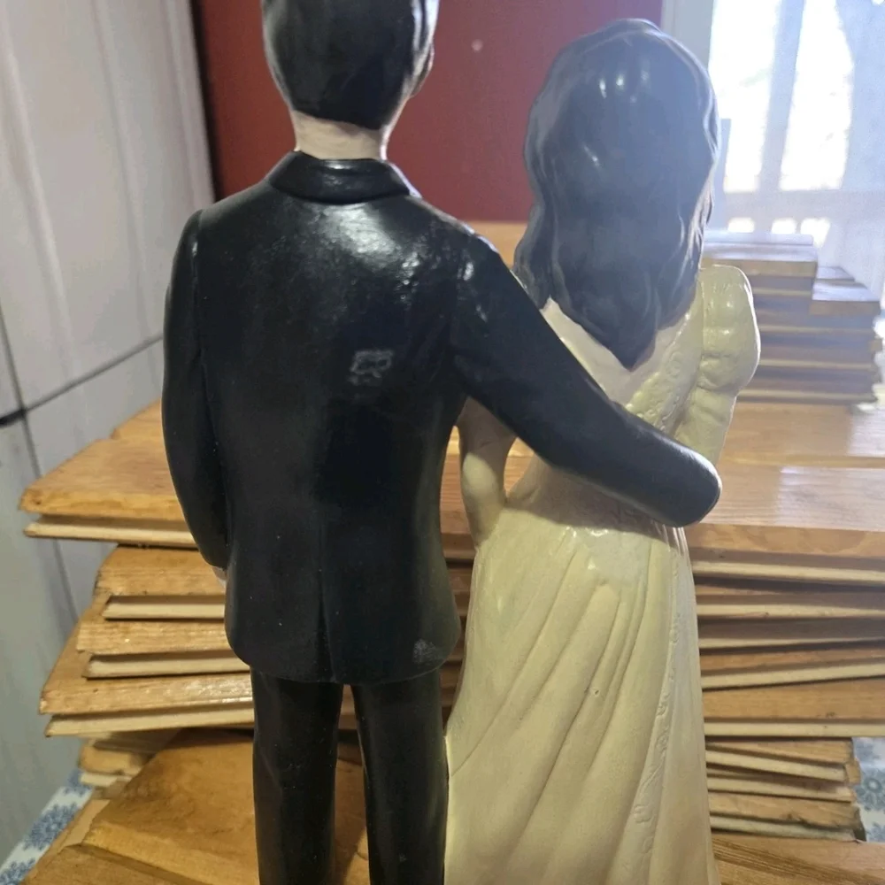 Vintage Marrige Cake Topper Ceramic 1970 Mint Condition